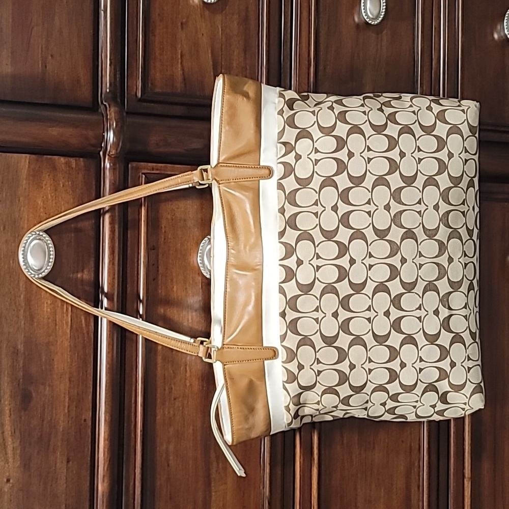 Authentic COACH Signature Large Tote  Canvas/Leather  29423